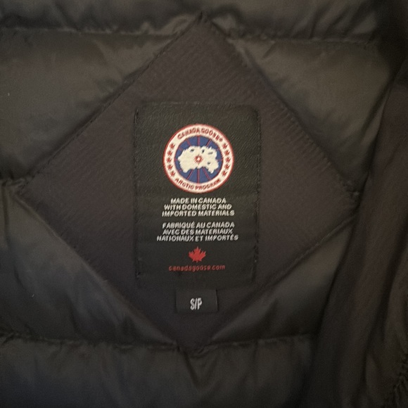 Canada Goose Camp Hooded Jacket - Picture 12 of 12